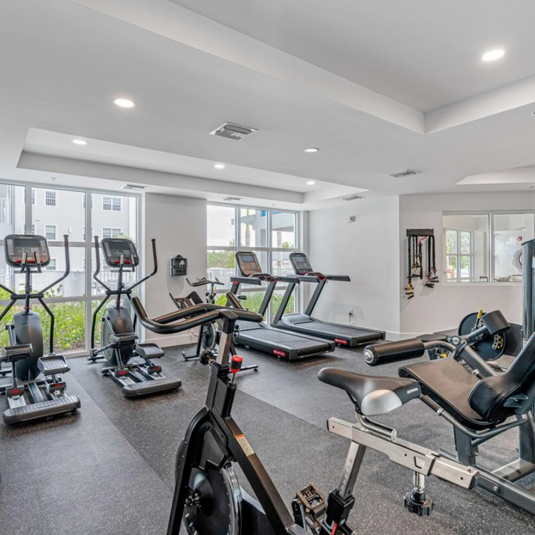 Mainsail Apartments (8)